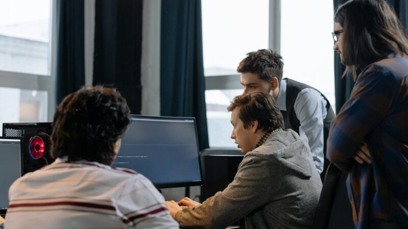 AI-agents als ontwikkelteam: hoe ik dit bij klanten inzet